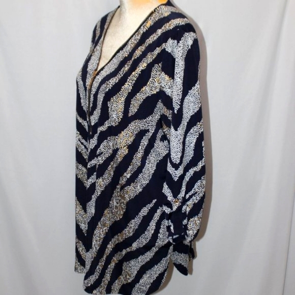 JM Collection V-Neck Navy & Metallic 3/4 Sleeve  Zebra Print Top - Picture 15 of 15